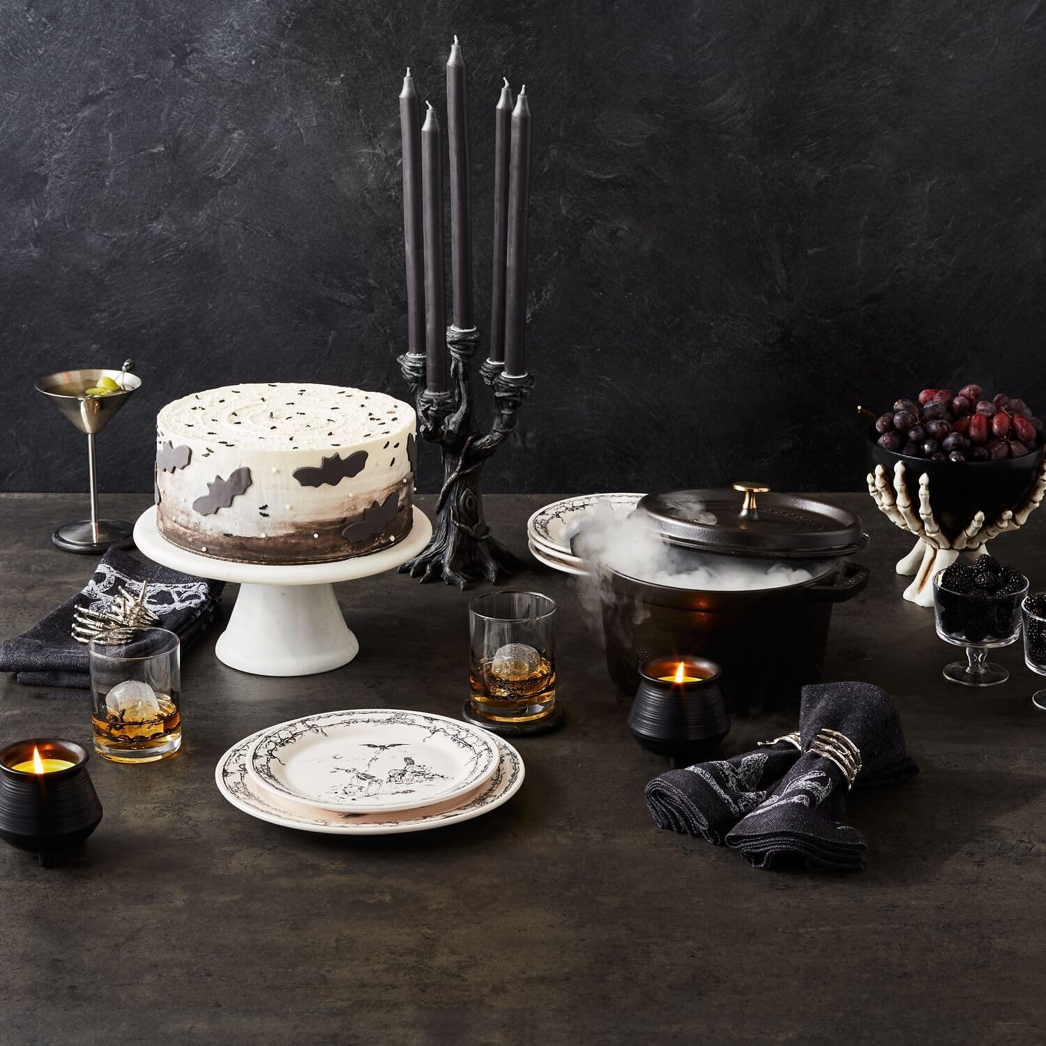 image:imageSur La Table Poison Apple Candle Black