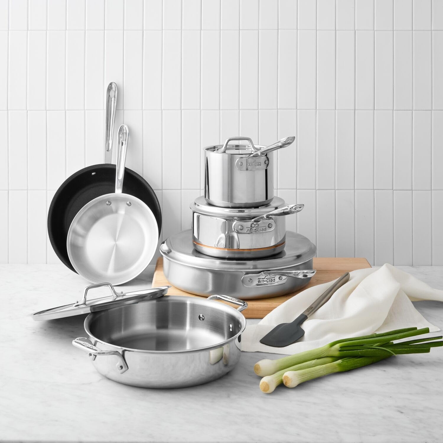 image:imageAllClad D3 Stainless Steel Anniversary Casserole 4 qt