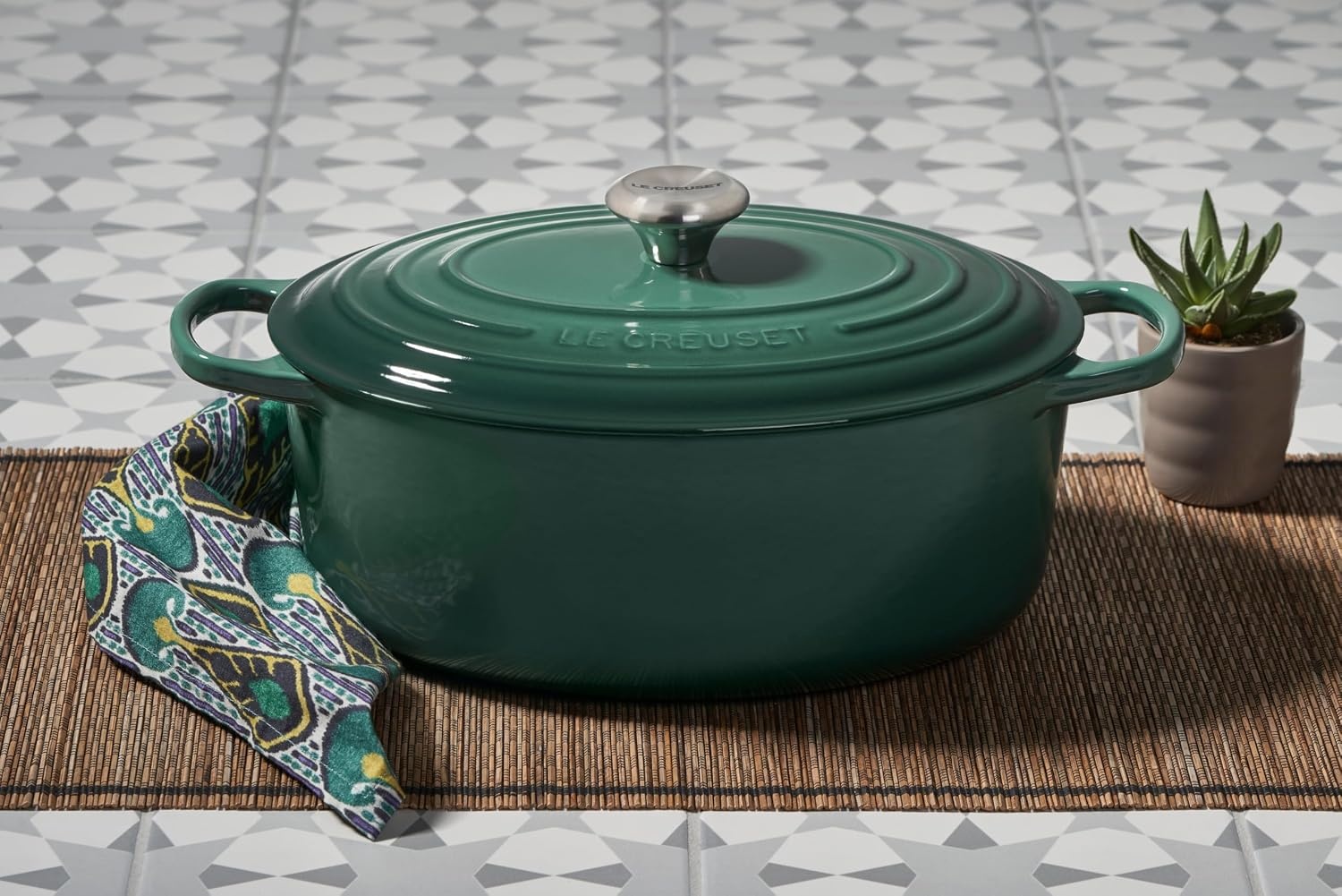 image:imageLe Creuset Enameled Cast Iron Signature Oval Dutch Oven 8 qt CeriseArtichaut