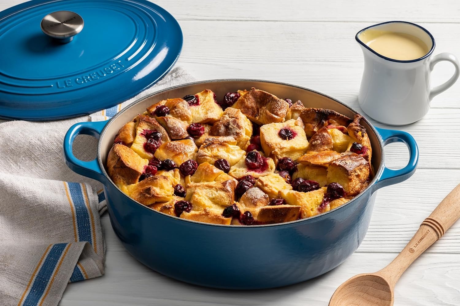 image:imageLe Creuset Enameled Cast Iron Signature Oval Dutch Oven 8 qt CeriseMarseille