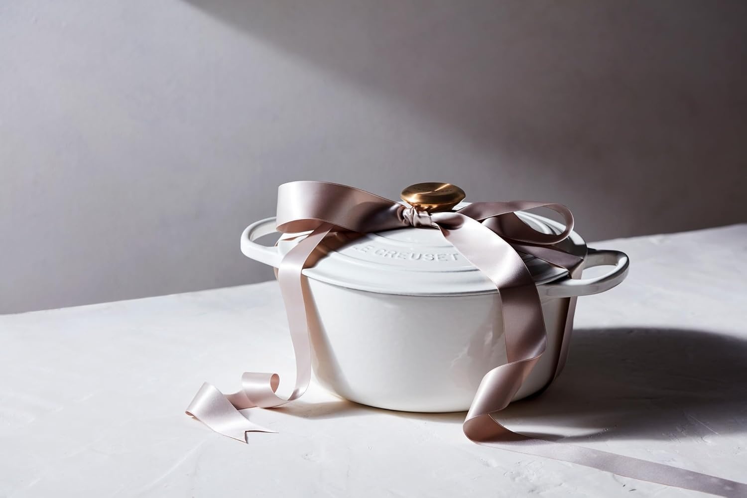 image:imageLe Creuset Enameled Cast Iron Signature Round Dutch Oven 725 qt CeriseWhite