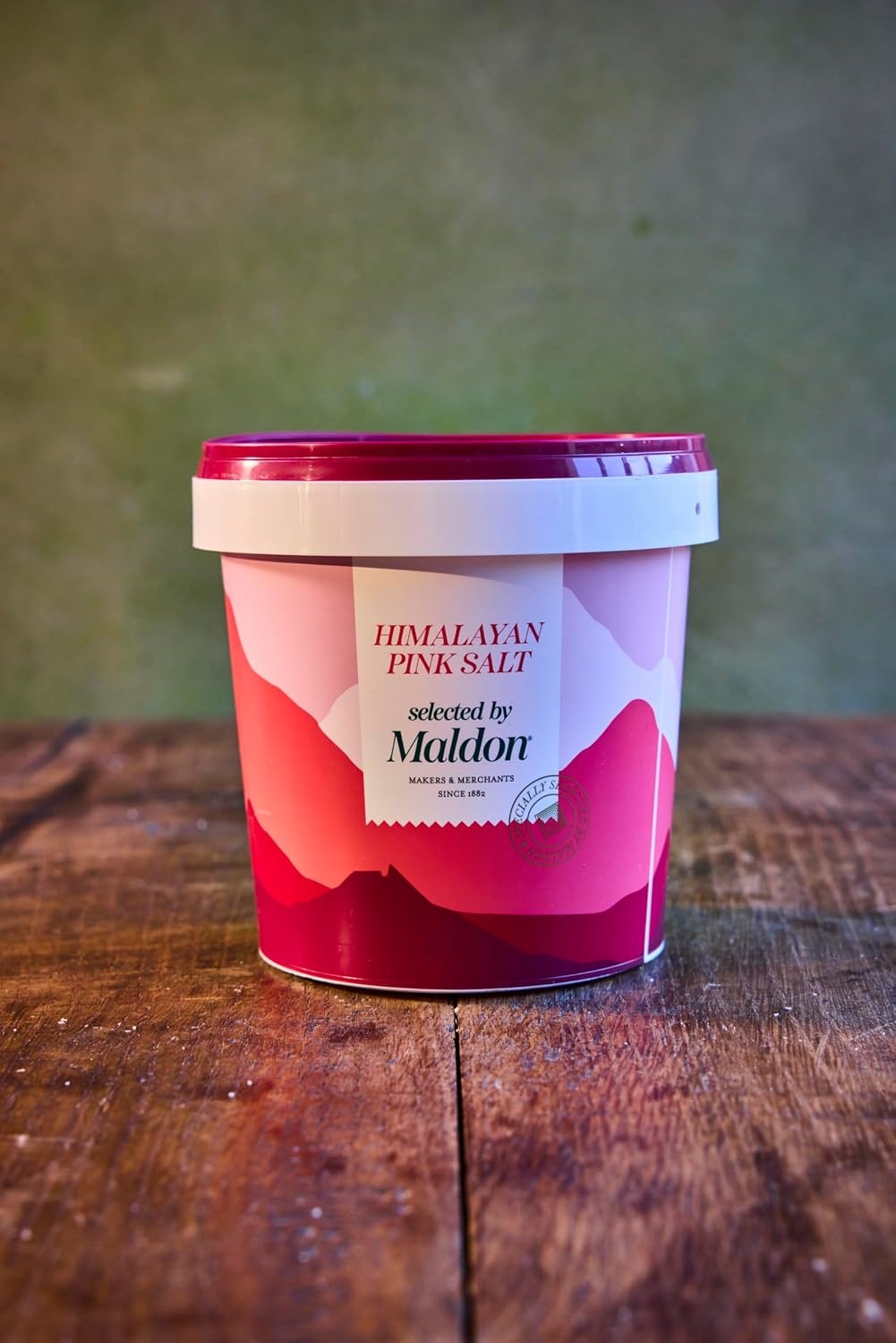 image:imageMaldon Smoked Sea Salt Flakes 44 oz 125 g Unique Pyramid Shaped Salt Flakes Gently Smoked Over Oak Perfect for a Wide Range of Dishes HandHarvested for Four Generations352 Ounce Pack of 1