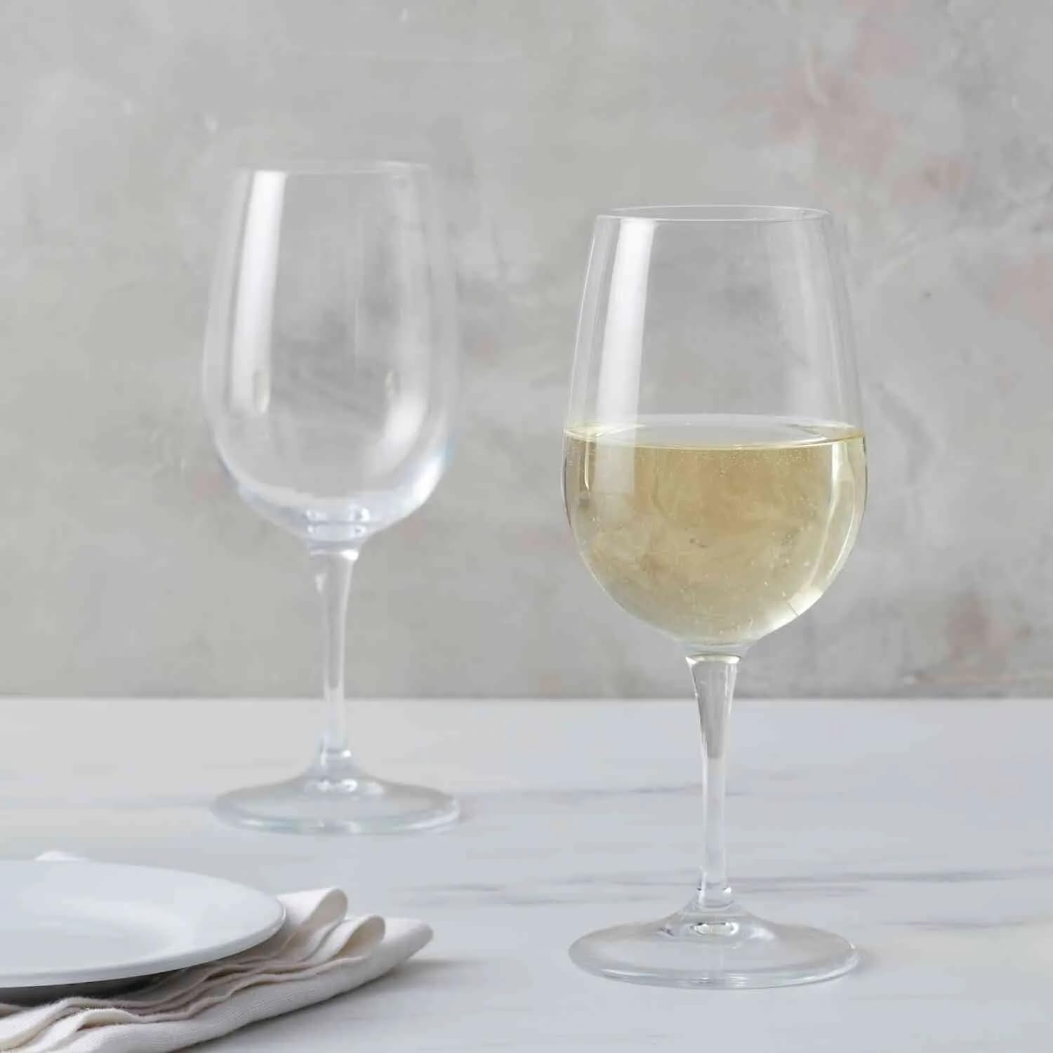 image:imageSur La Table Bistro White Wine Glasses Set of 4 Classic LargeBowl White Wine Glasses for Aromatic Whites and Everyday Service Set of 4