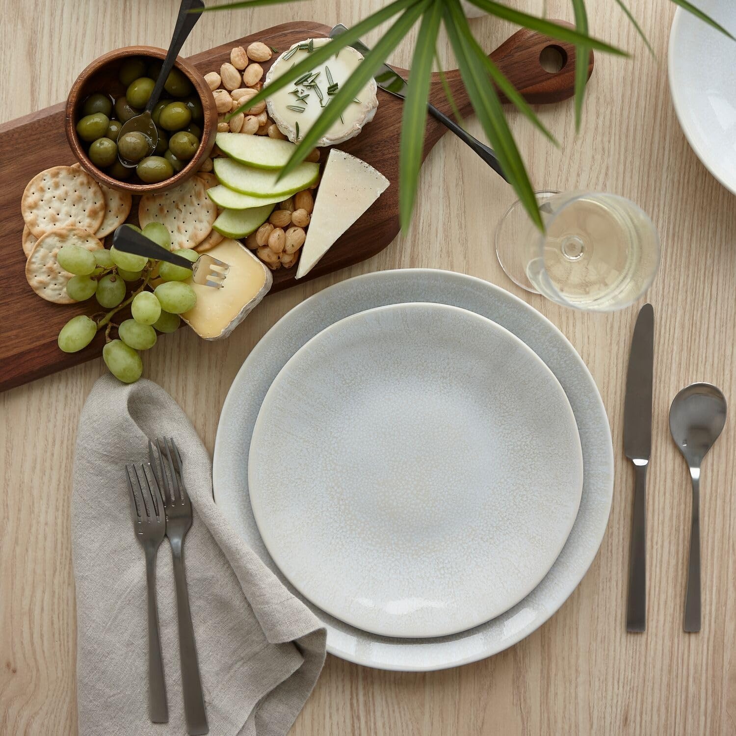 image:imageSur La Table Cloud Salad Plate EmeraldWhite