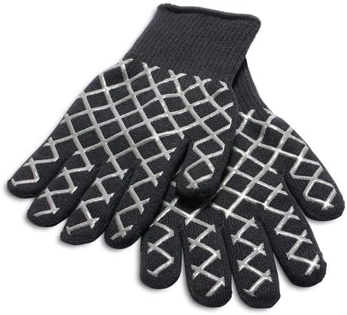 image:imageSur La Table Grill Gloves Black Set of 2 HeatResistant Silicone BBQ Gloves for Grilling Smoking and Oven Use Set of 2