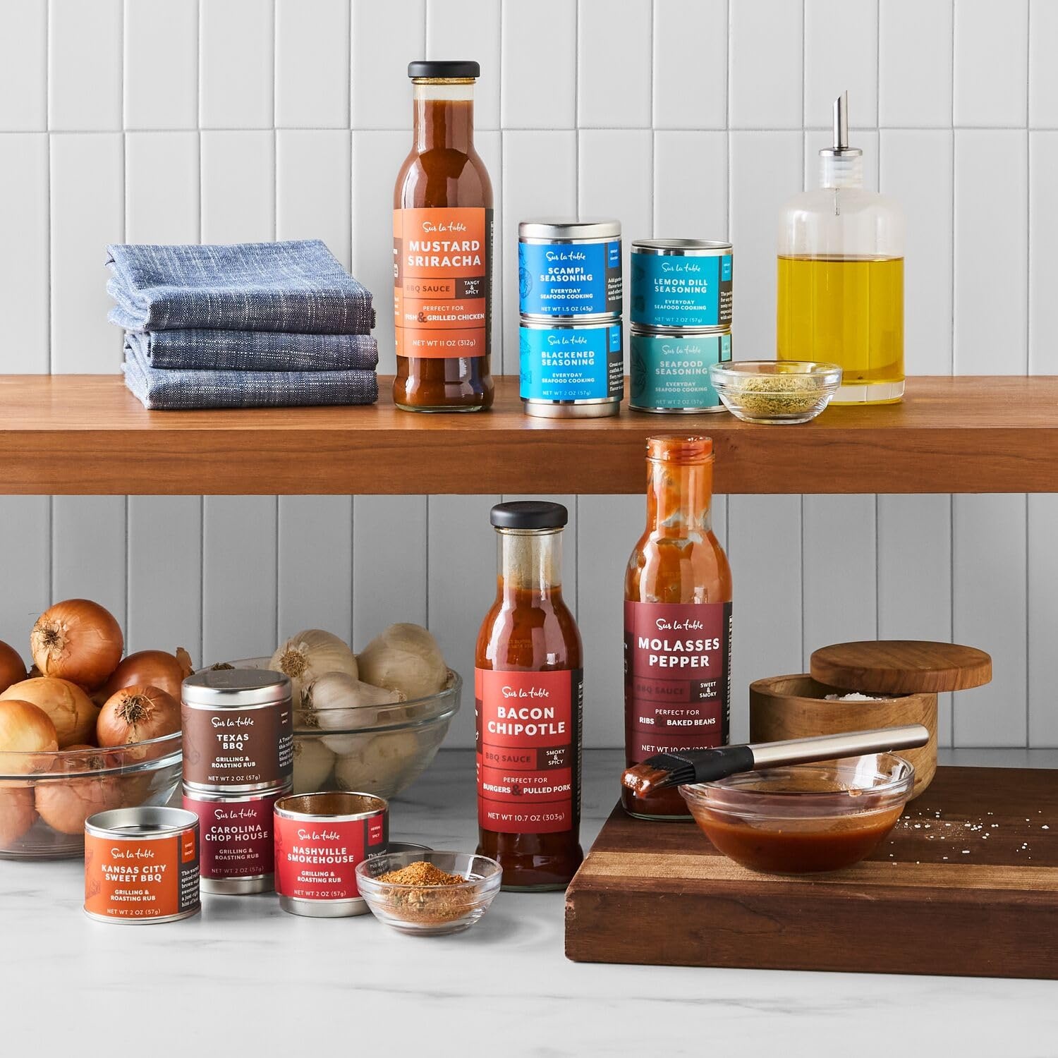 image:imageSur La Table Hot Pepper Bacon Jam Red