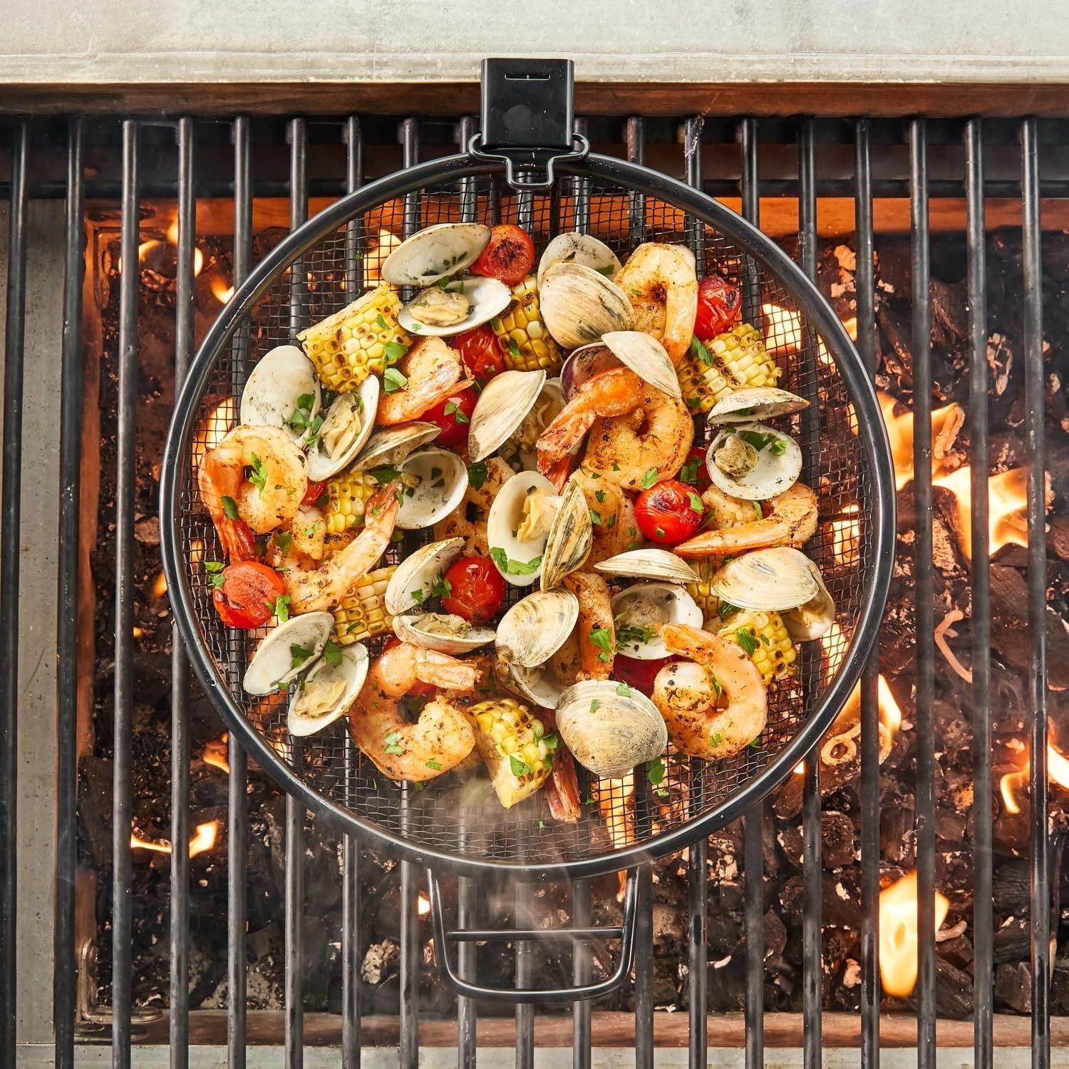image:imageSur La Table Nonstick 3in1 Mesh Pan with Removable Handle Black