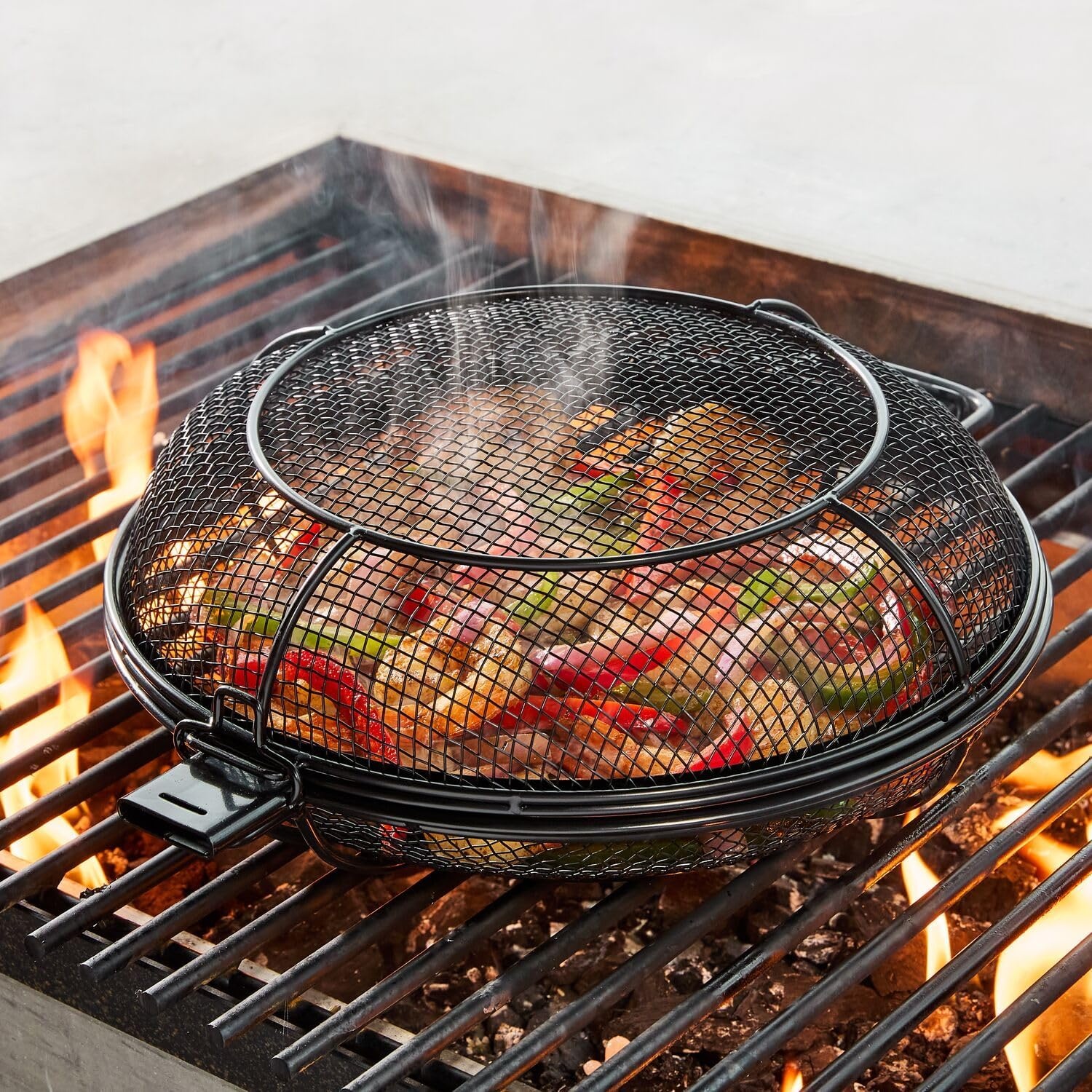 image:imageSur La Table Nonstick 3in1 Mesh Pan with Removable Handle Black