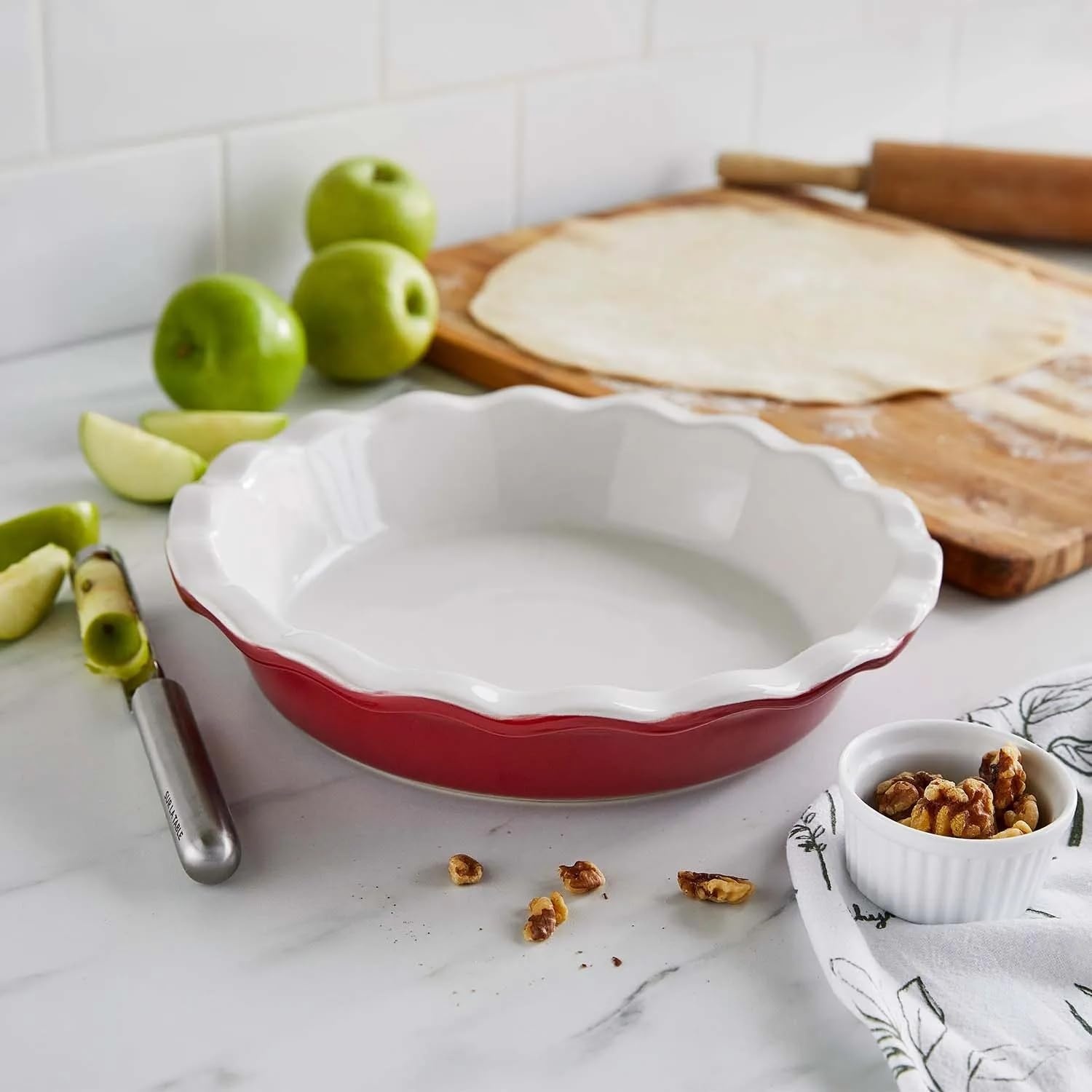 image:imageSur La Table Pie Dish 95 BlueRed