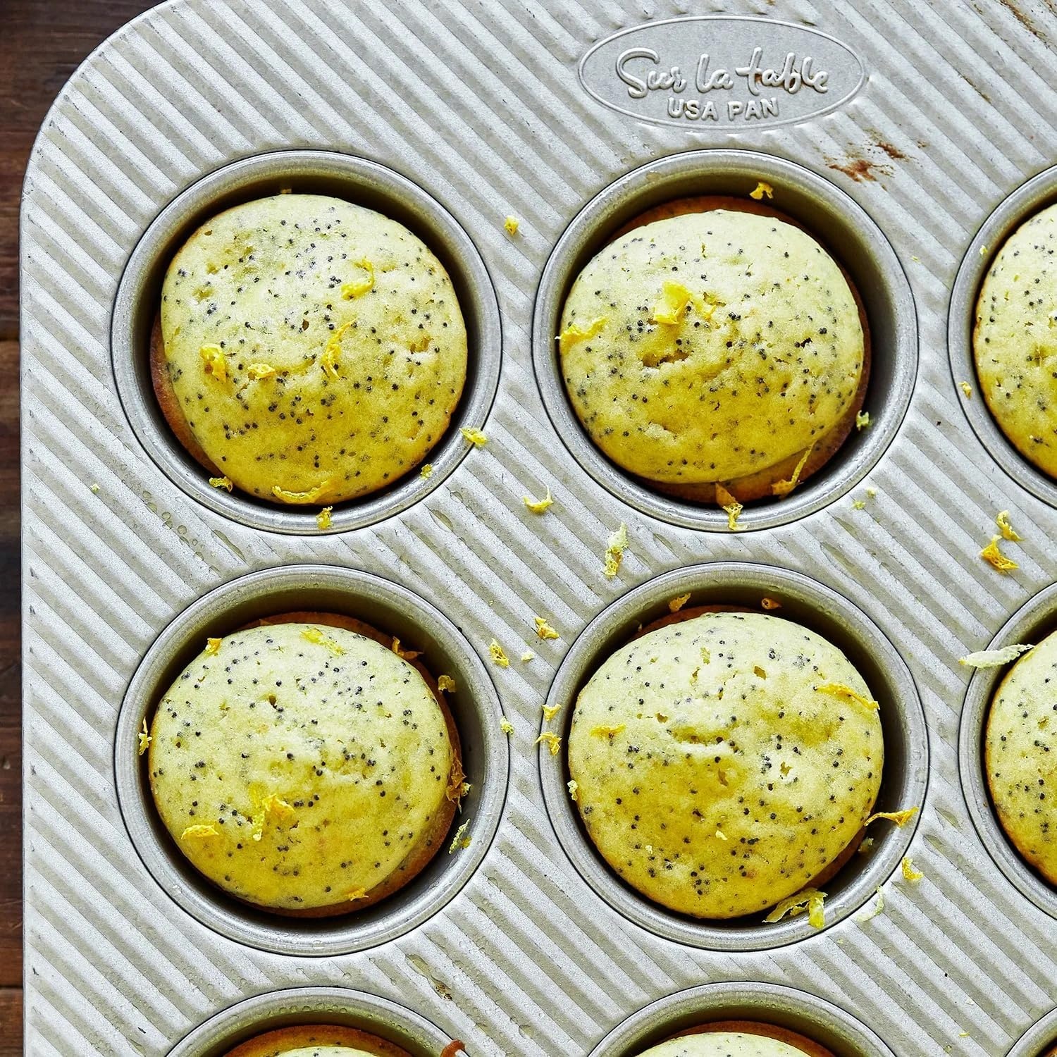 image:imageSur La Table Platinum Pro Bakeware Set of 6 Gray