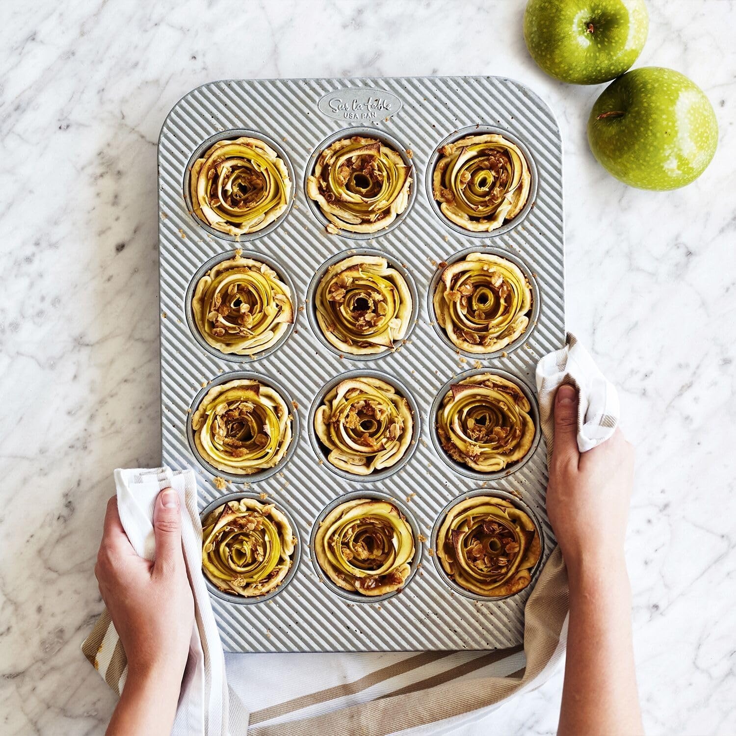 image:imageSur La Table Platinum Pro Standard Muffin Pan 12 Count Silver