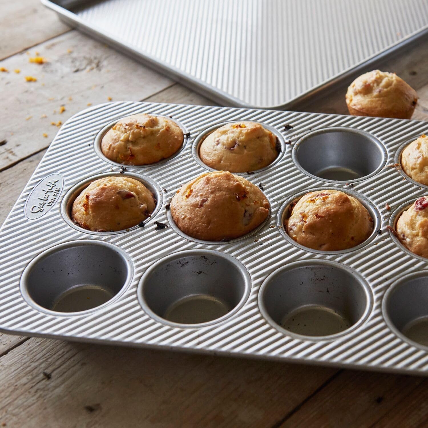 image:imageSur La Table Platinum Pro Standard Muffin Pan 12 Count Silver