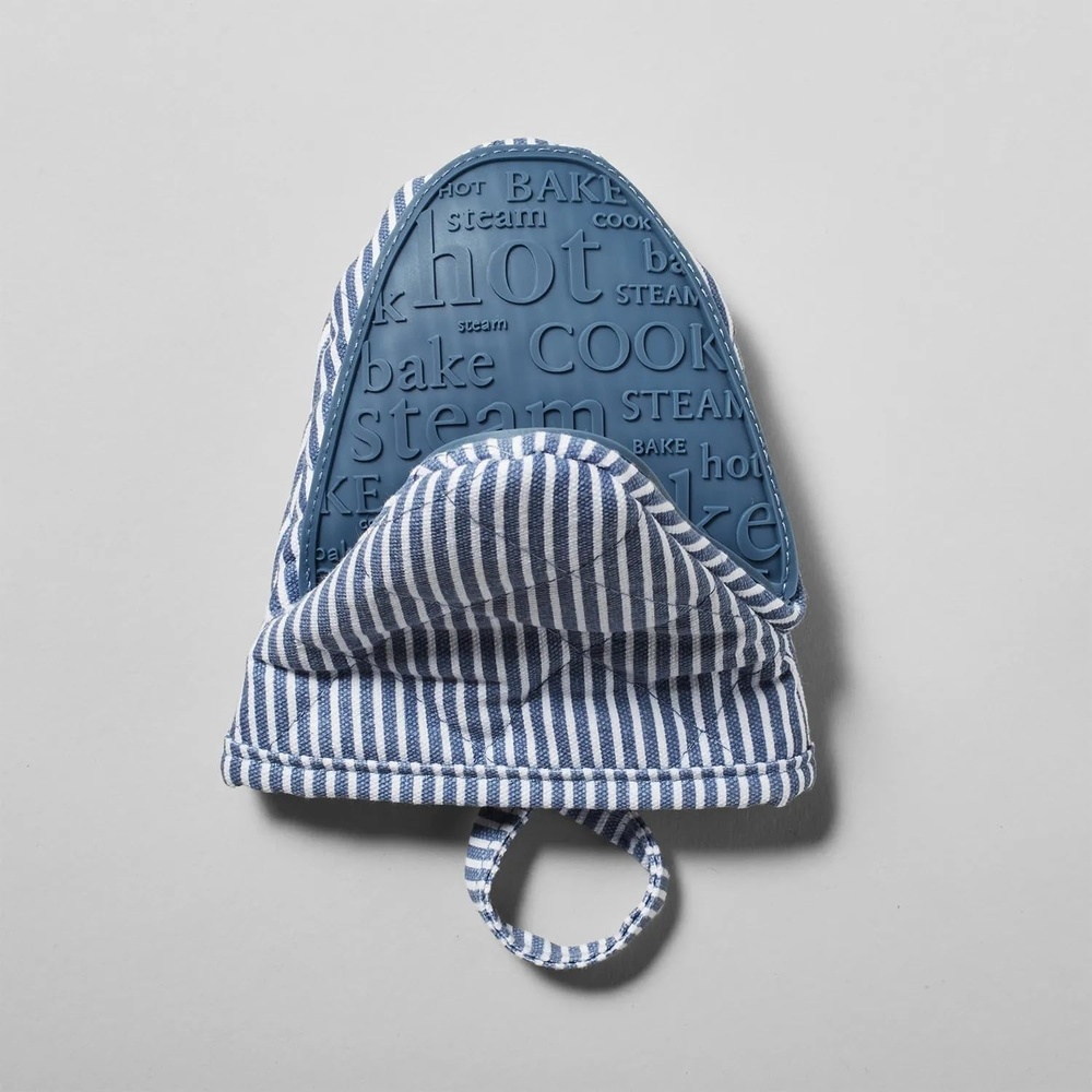 image:imageSur La Table Silicone Striped Mini Pinch Mitt BlueBlue