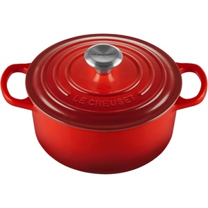 Le Creuset Enameled Cast Iron Signature Round Dutch Oven, 7.25 qt., Cerise(Cerise)