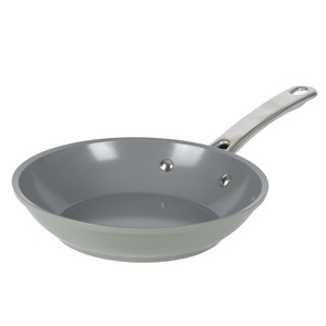 Sur La Table Kitchen Essentials 8 Inch Fry Pan PFA Free Titanium Ceramic Nonstick Interior Forged Aluminum Cookware Frying Pan – Green – Induction Compatible(Green)